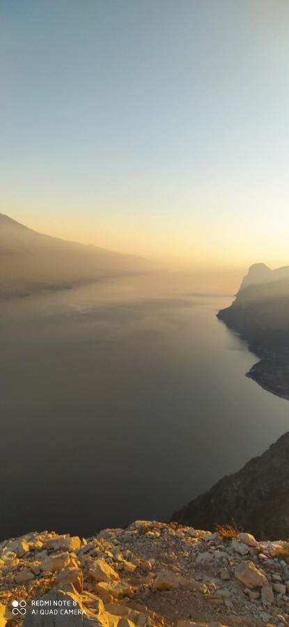 Ferienwohnung Casavarone Riva del Garda Exterior foto