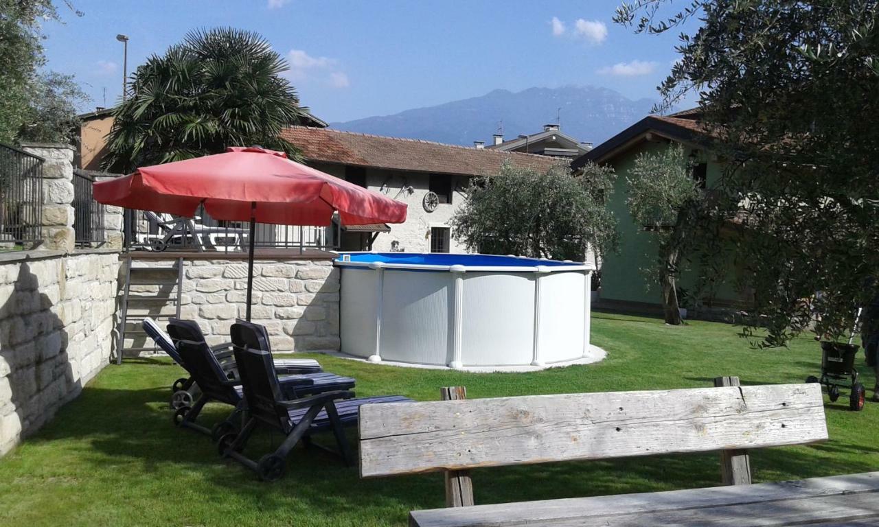 Ferienwohnung Casavarone Riva del Garda Exterior foto